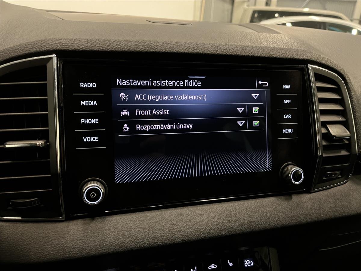 Škoda Karoq SUV 1,5 l 110 kw