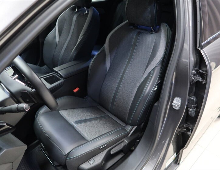 Peugeot 308 Kombi 1,5 l 96 kw