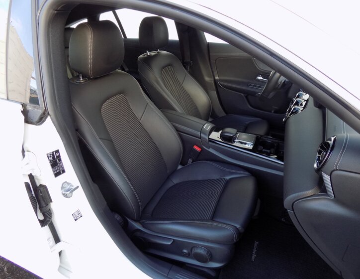 Mercedes-Benz CLA 19