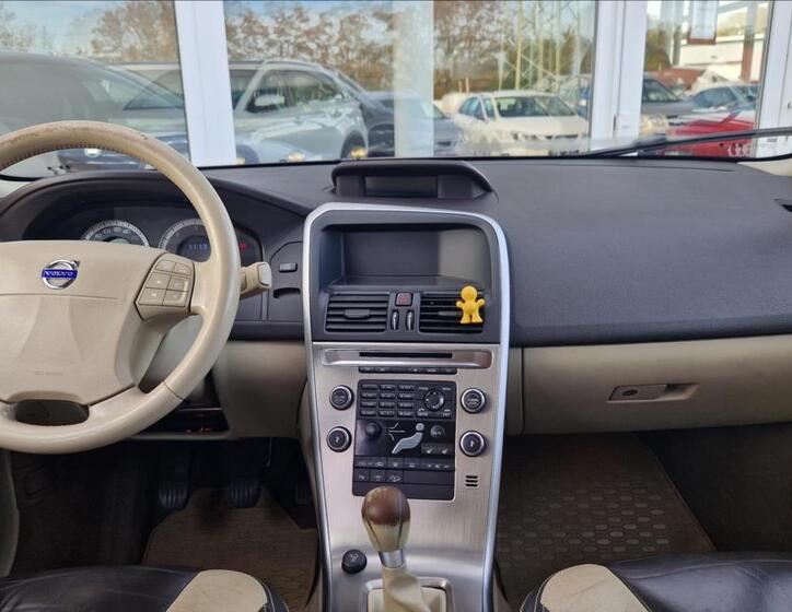 Volvo XC60 15