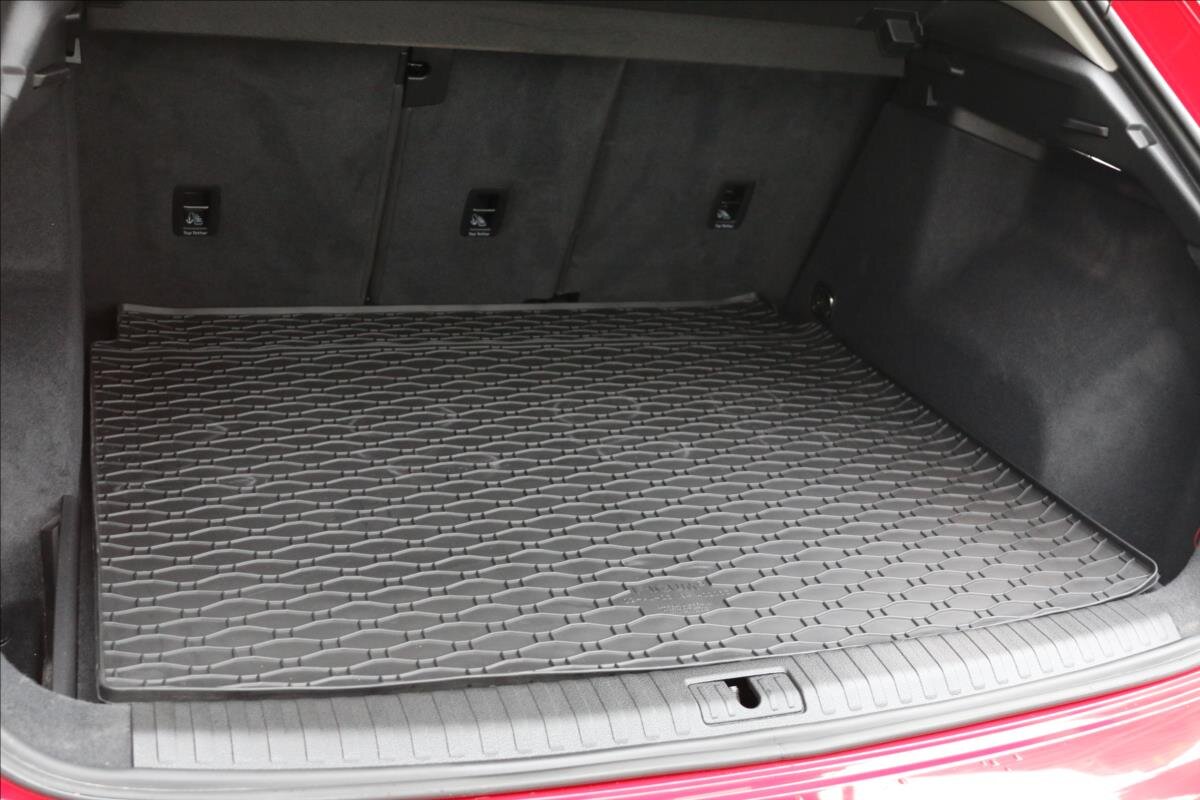 Audi Q3 SUV / Terénní 2,0 l 140 kw