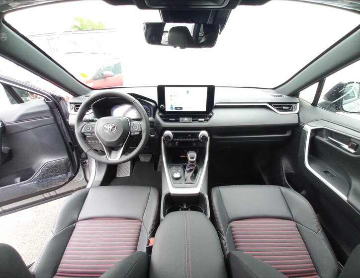 Toyota RAV4 SUV 2,5 l 136 kw