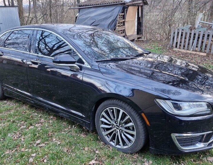 Lincoln MKZ Sedan / Limuzína 0,0 0
