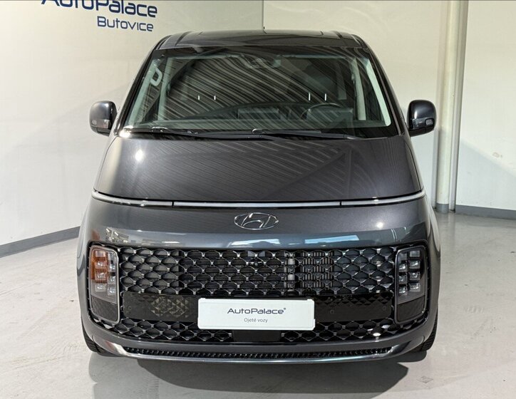 Hyundai Staria MPV 2,2 l 130 kw