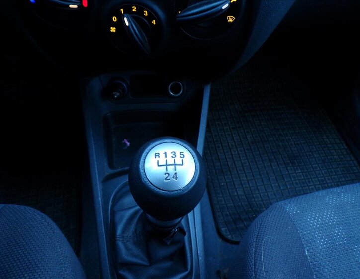 KIA Rio Kombi 1,4 l 71 kw