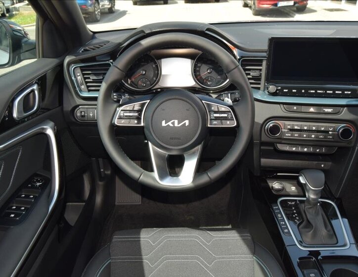 KIA XCeed SUV / Terénní 0,0 130 kw