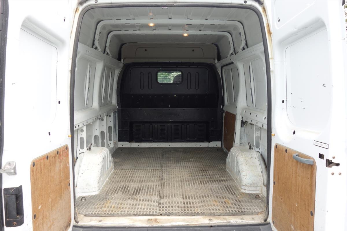 Ford Transit Skříň 2,2 l 74 kw