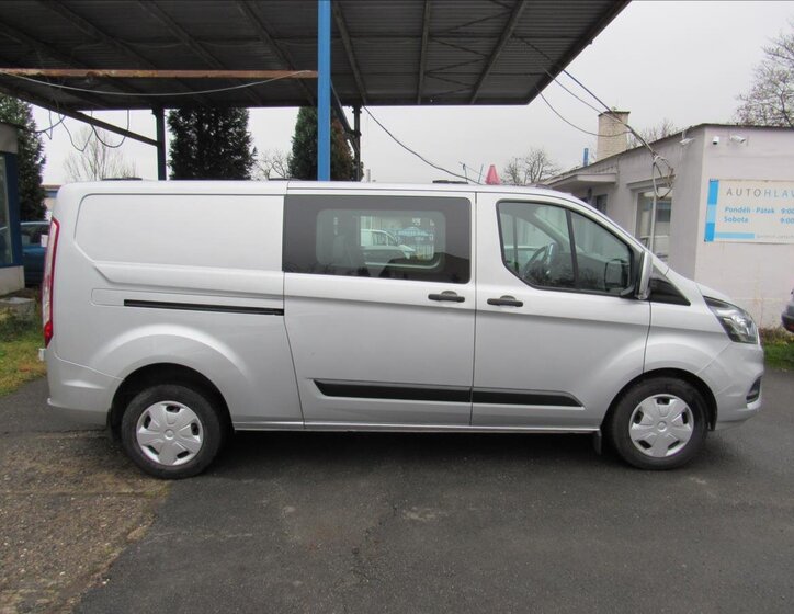 Ford Transit Custom Kombi 2,0 l 95 kw