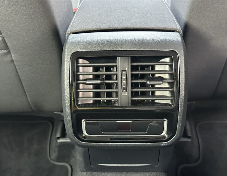 Volkswagen Passat Kombi 1,5 l 110 kw