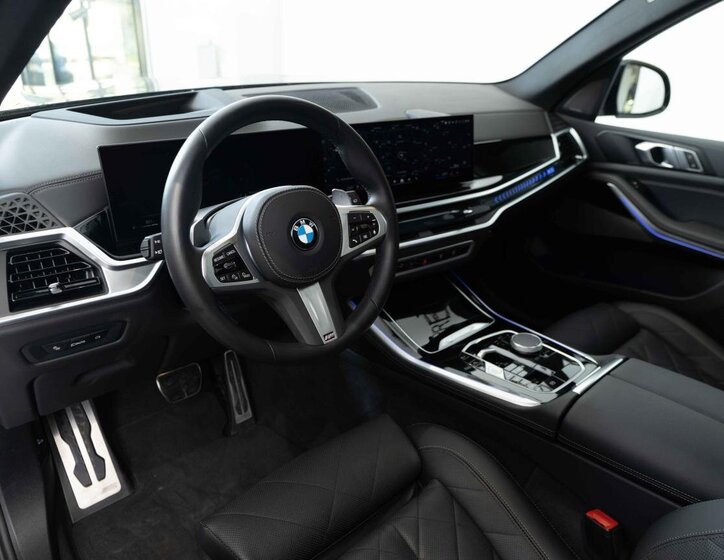 BMW X5 SUV 3,0 l 219 kw