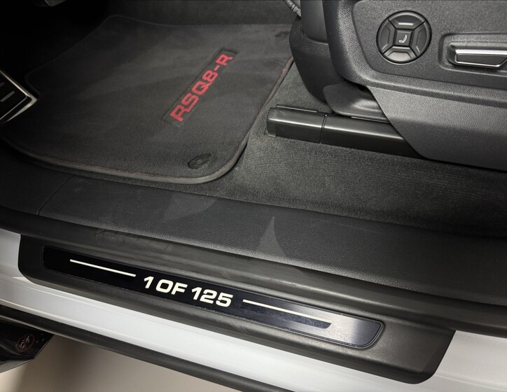 Audi RS Q8 31