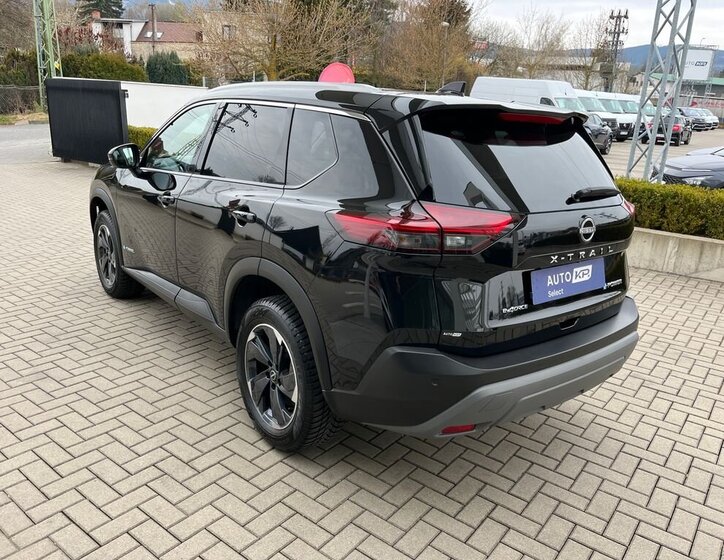 Nissan Ostatní SUV / Terénní 1,5 l 116 kw