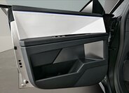 Tesla Ostatní SUV 0,0 450 kw