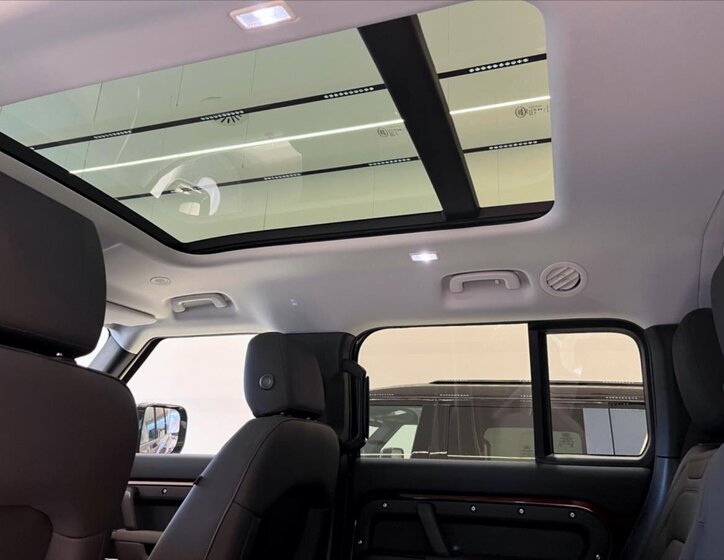 Land Rover Defender SUV / Terénní 3,0 l 257 kw