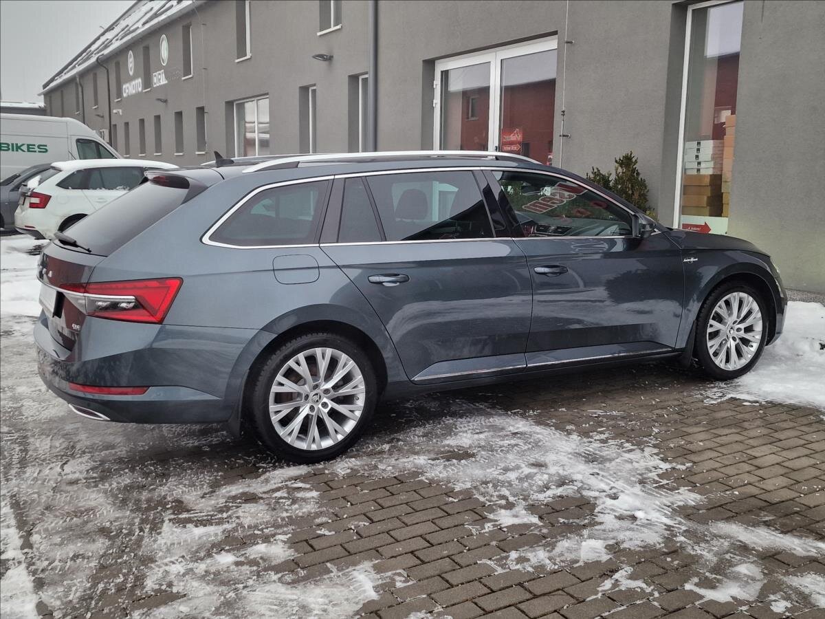 Škoda Superb Kombi 2,0 l 140 kw