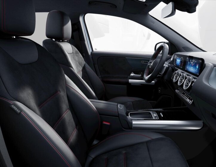 Mercedes-Benz GLA SUV 1,3 l 120 kw