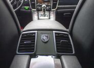 Porsche Panamera 18