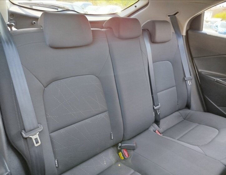 KIA Rio Hatchback 1,4 l 66 kw