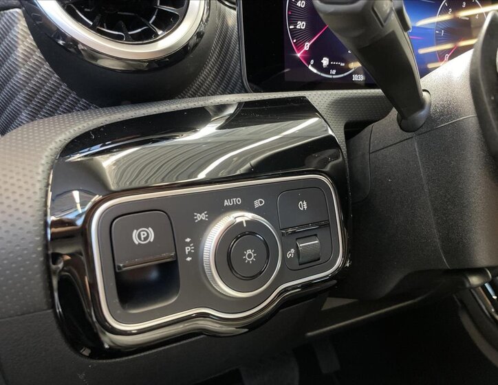 Mercedes-Benz CLA Kombi 2,0 l 85 kw