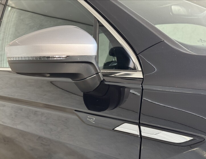 Volkswagen Tiguan Allspace 7