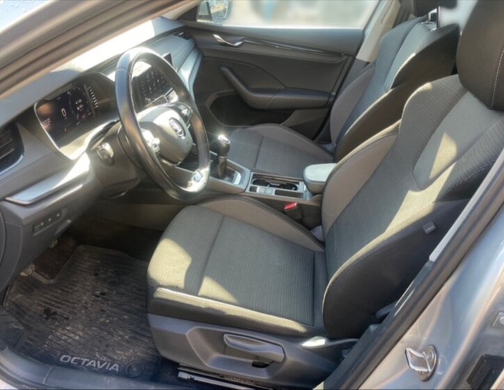 Škoda Octavia Kombi 2,0 l 85 kw