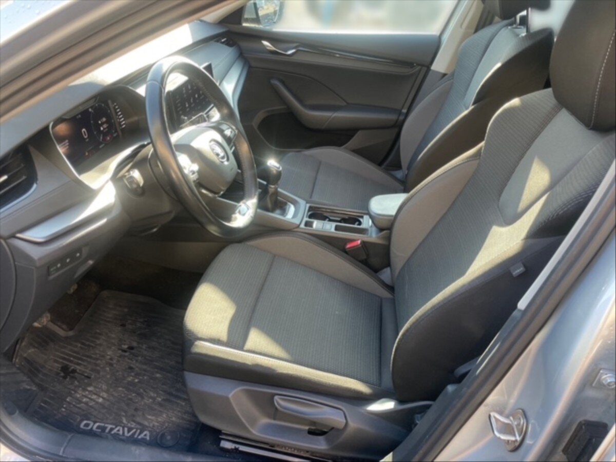 Škoda Octavia Kombi 2,0 l 85 kw