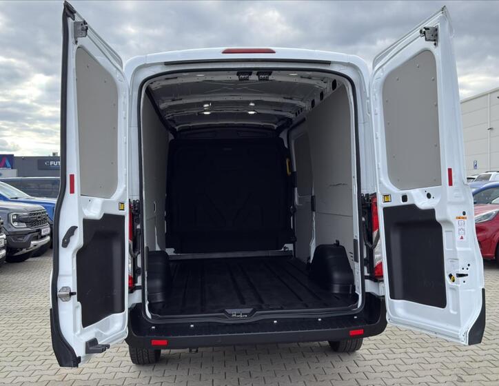 Ford Transit 11