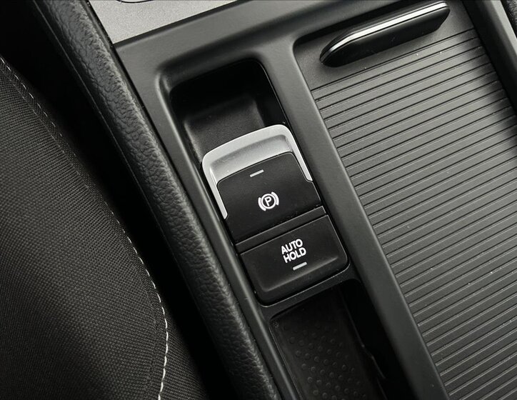 Volkswagen Golf Hatchback 1,2 l 81 kw