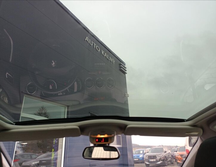 Peugeot 308 Kombi 1,6 l 686 kw