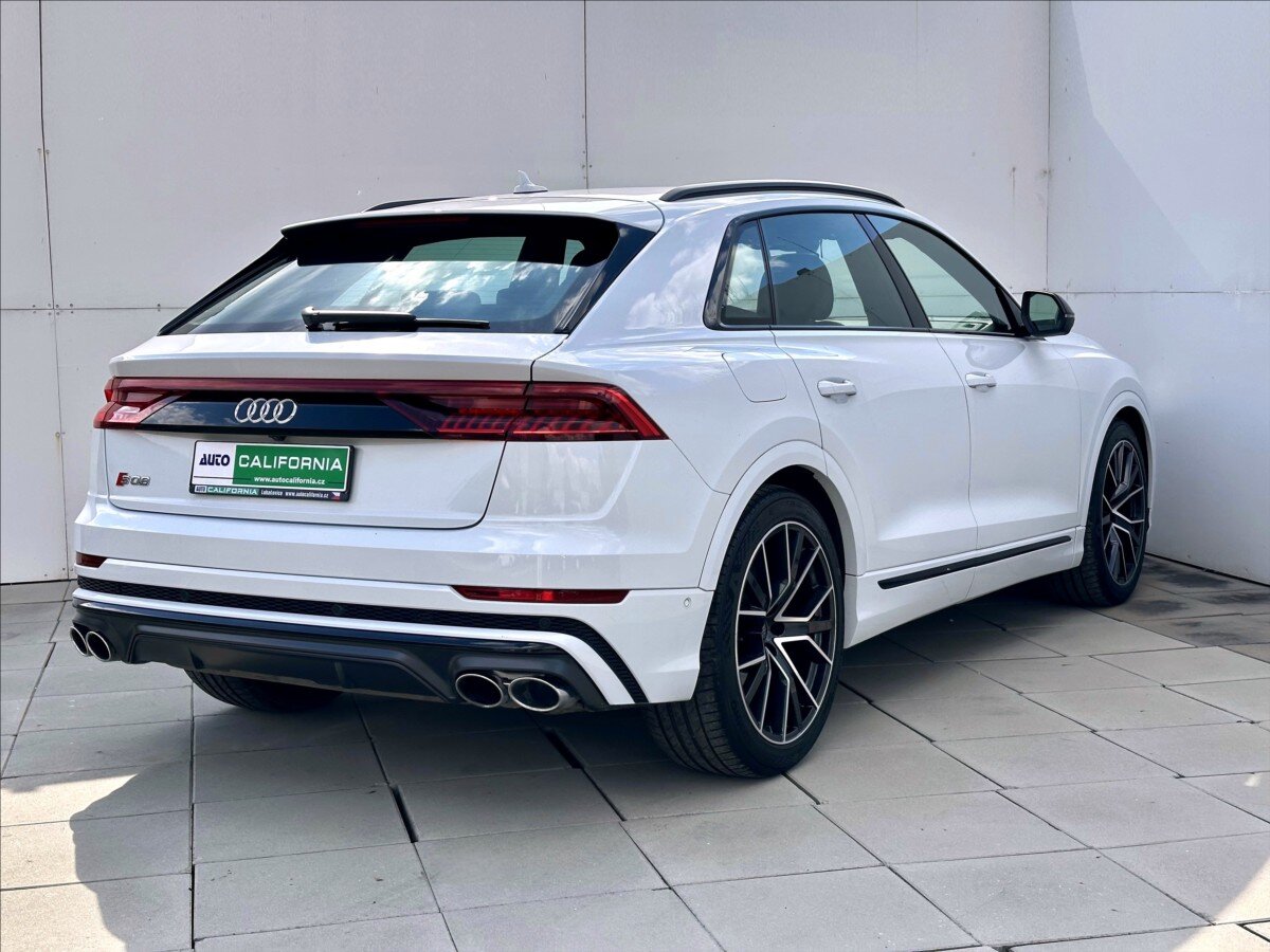 Audi SQ8 SUV / Terénní 4,0 l 320 kw