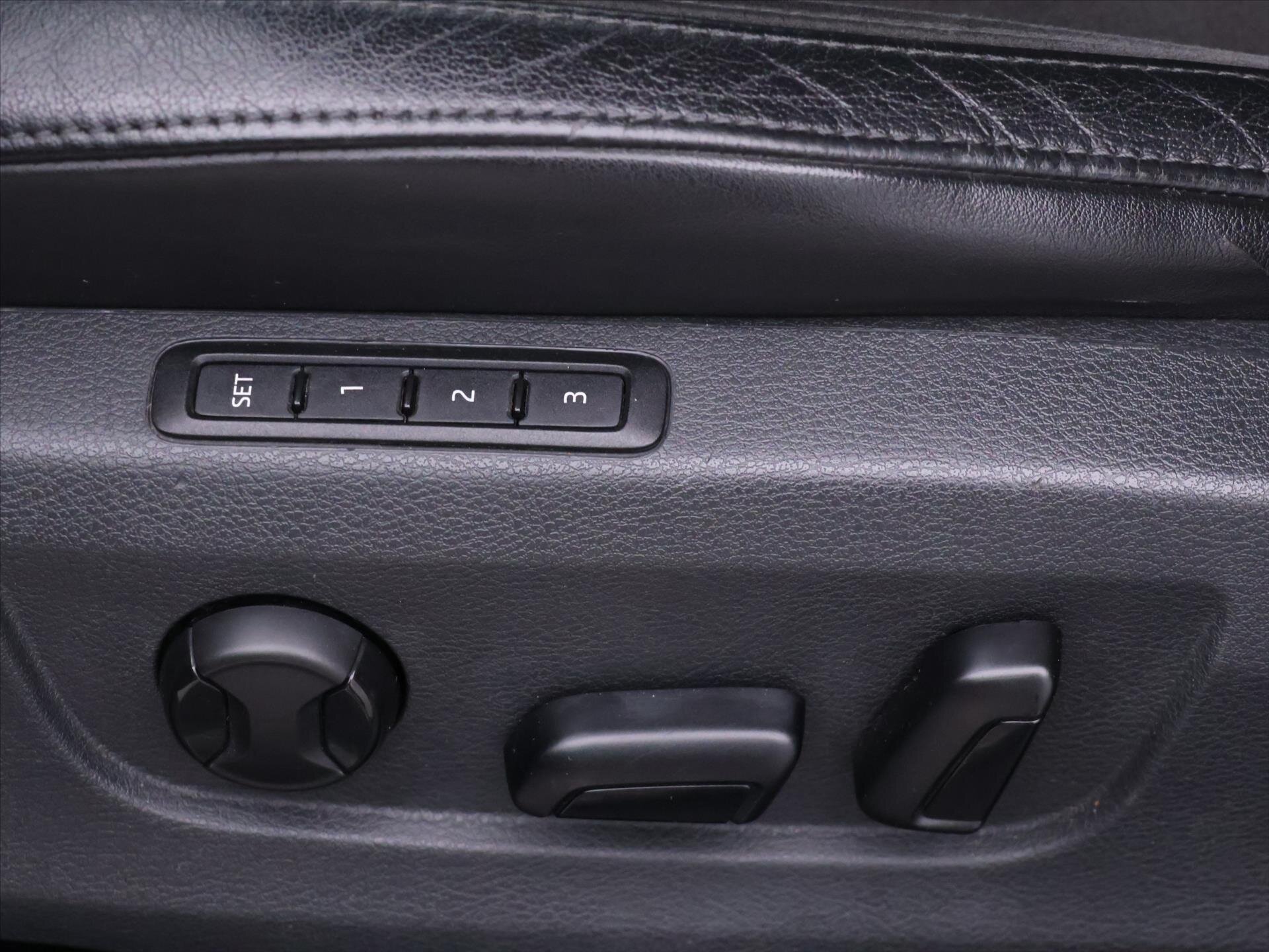 Škoda Superb Liftback 2,0 l 110 kw