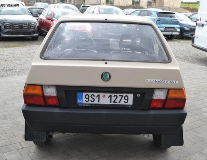 Škoda Favorit 4