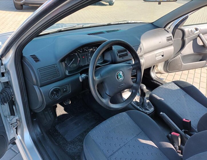 Škoda Octavia Liftback 1,9 l 81 kw