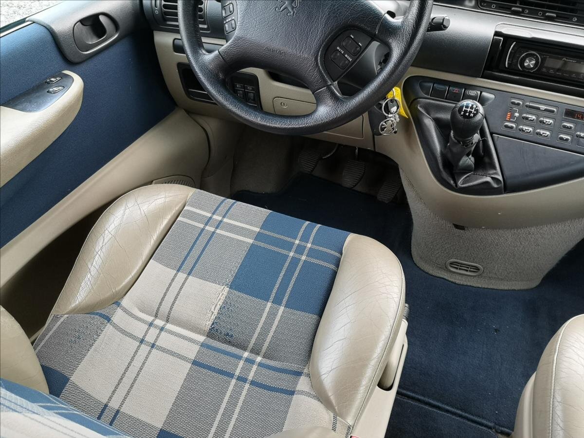 Peugeot 806 Kombi 2,1 l 80 kw