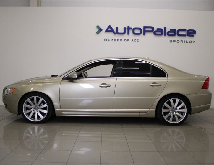 Volvo S80 Sedan 3,2 l 175 kw