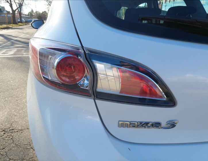 Mazda 3 Hatchback 1,6 l 77 kw