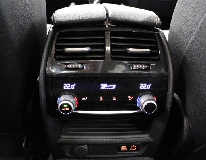 BMW Řada 5 Sedan / Limuzína 3,0 l 245 kw