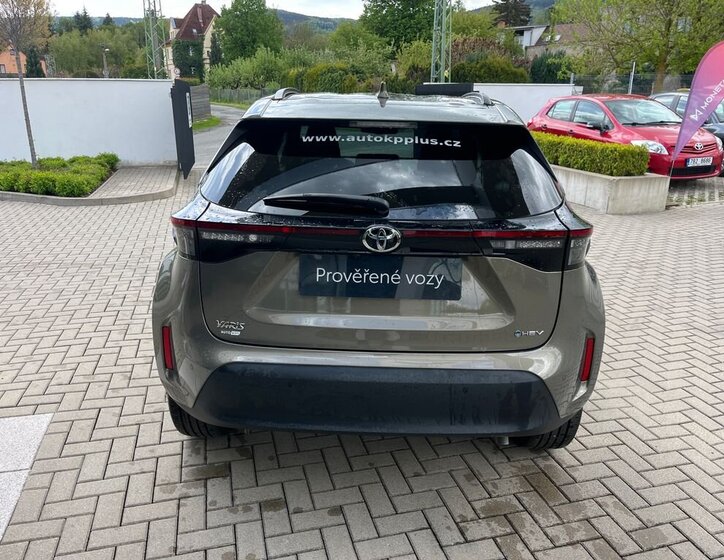 Toyota Yaris Cross SUV / Terénní 1,5 l 68 kw
