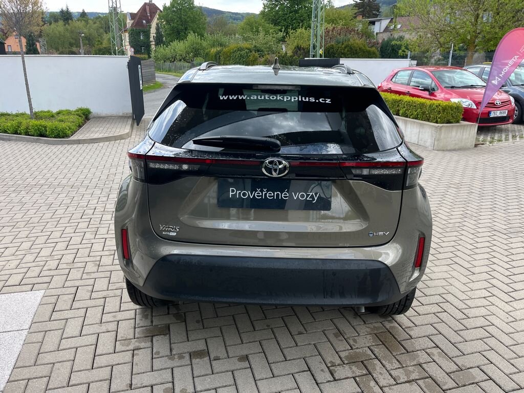 Toyota Yaris Cross SUV / Terénní 1,5 l 68 kw