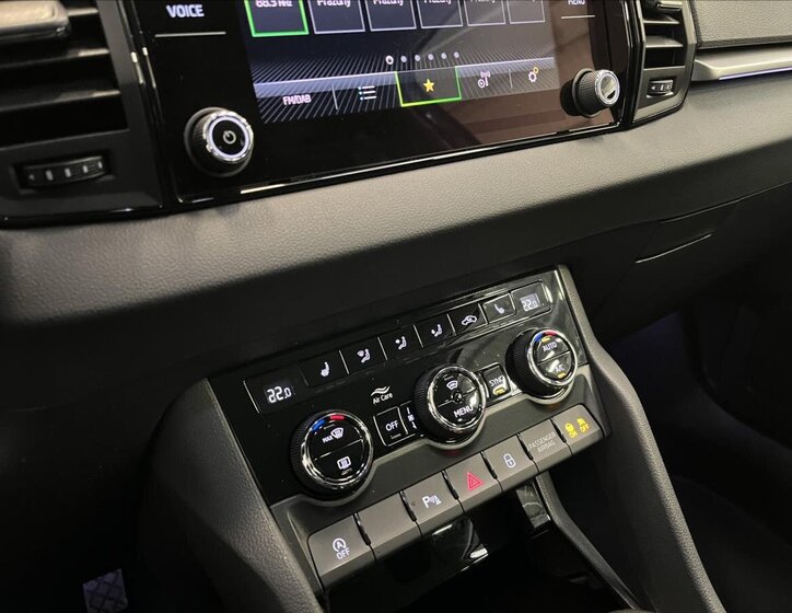 Škoda Karoq SUV 1,5 l 110 kw