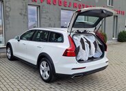 Volvo V60 40