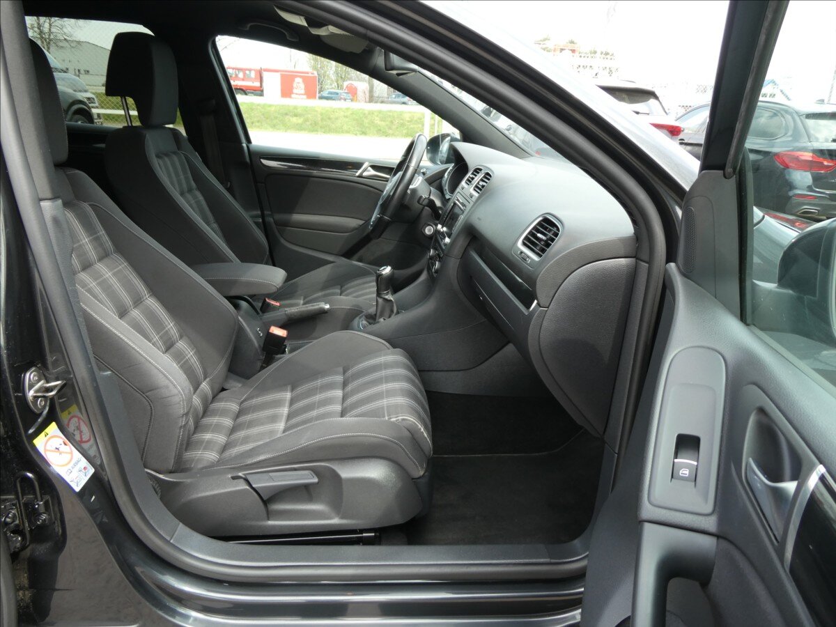 Volkswagen Golf Hatchback 2,0 l 125 kw