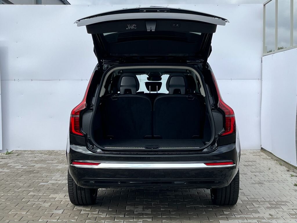 Volvo XC90 SUV 2,0 l 335 kw