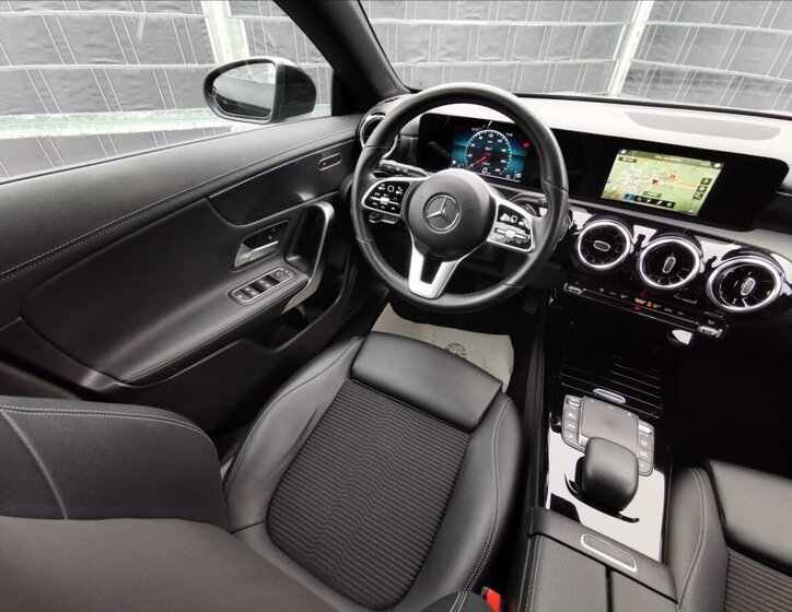 Mercedes-Benz CLA Kombi 2,0 l 110 kw