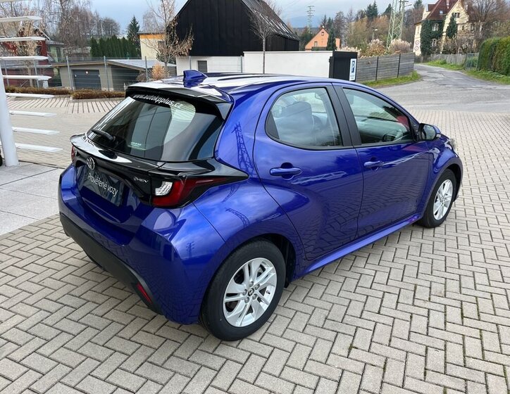 Toyota Yaris 6