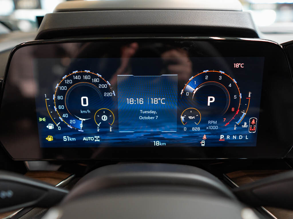 Chevrolet Suburban SUV 6,2 l 313 kw