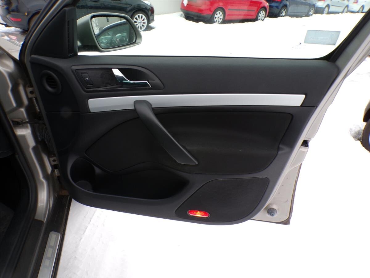 Škoda Octavia Kombi 2,0 l 103 kw