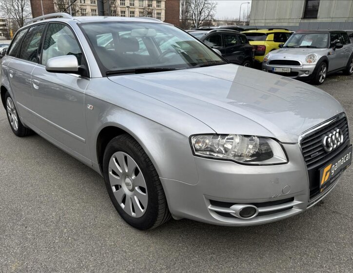 Audi A4 Kombi 2,0 l 103 kw