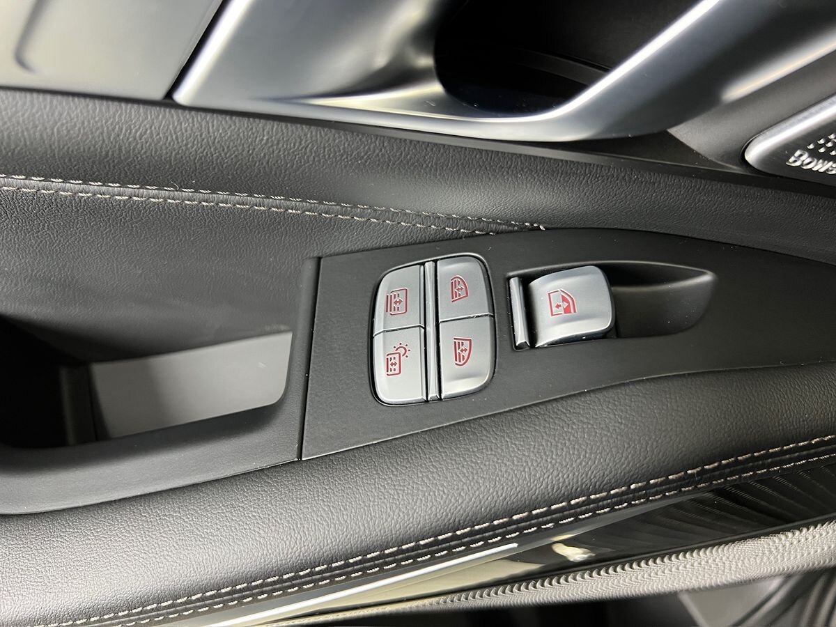 BMW X7 SUV / Terénní 4,4 l 390 kw