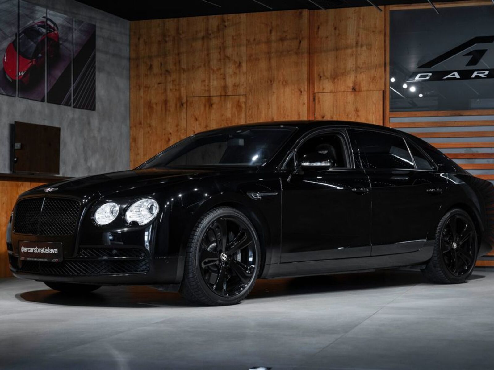 Bentley Flying Spur Sedan / Limuzína 4,0 l 373 kw